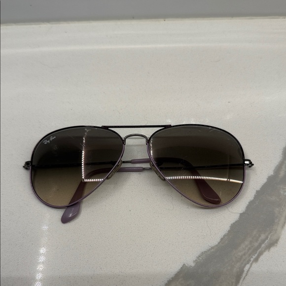 Ray-Ban Accessories - Ray-Ban Womens Aviator Sunglasses